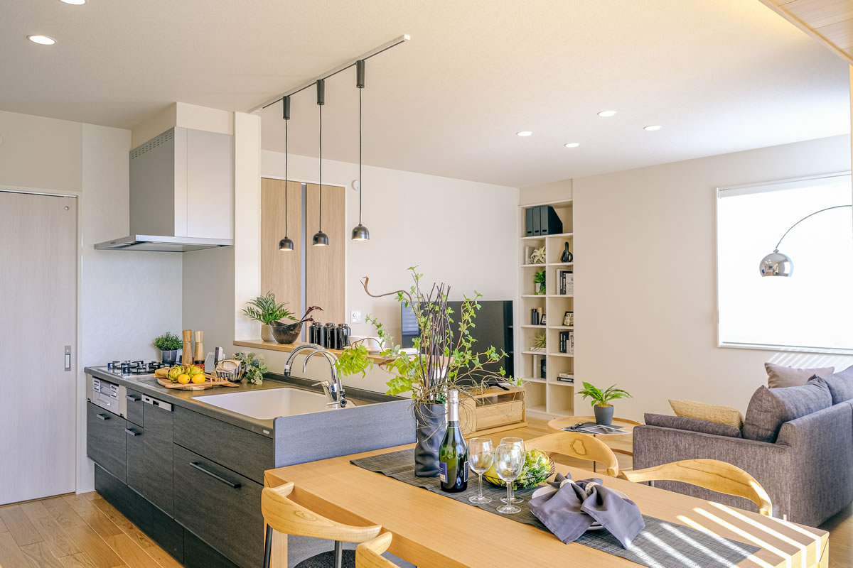 LIVING・DINING・KITCHEN