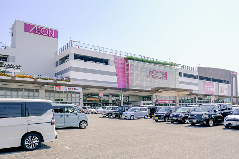 大型ショッピングモール「イオンモール姫路大津」