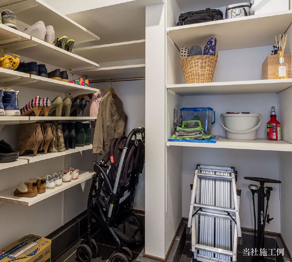 エントランスクローク