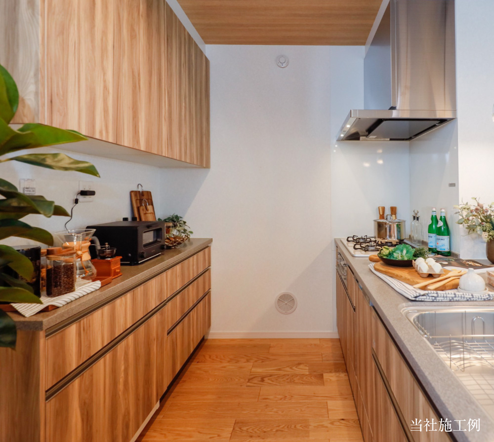 カップボードや収納を設置