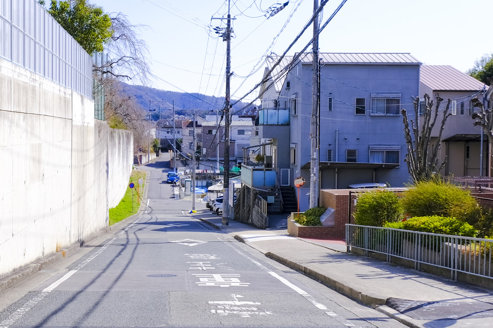 多田東小学校前