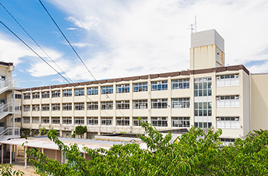 市立桃山台中学校