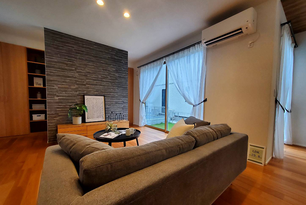 リビング（37-10号棟）