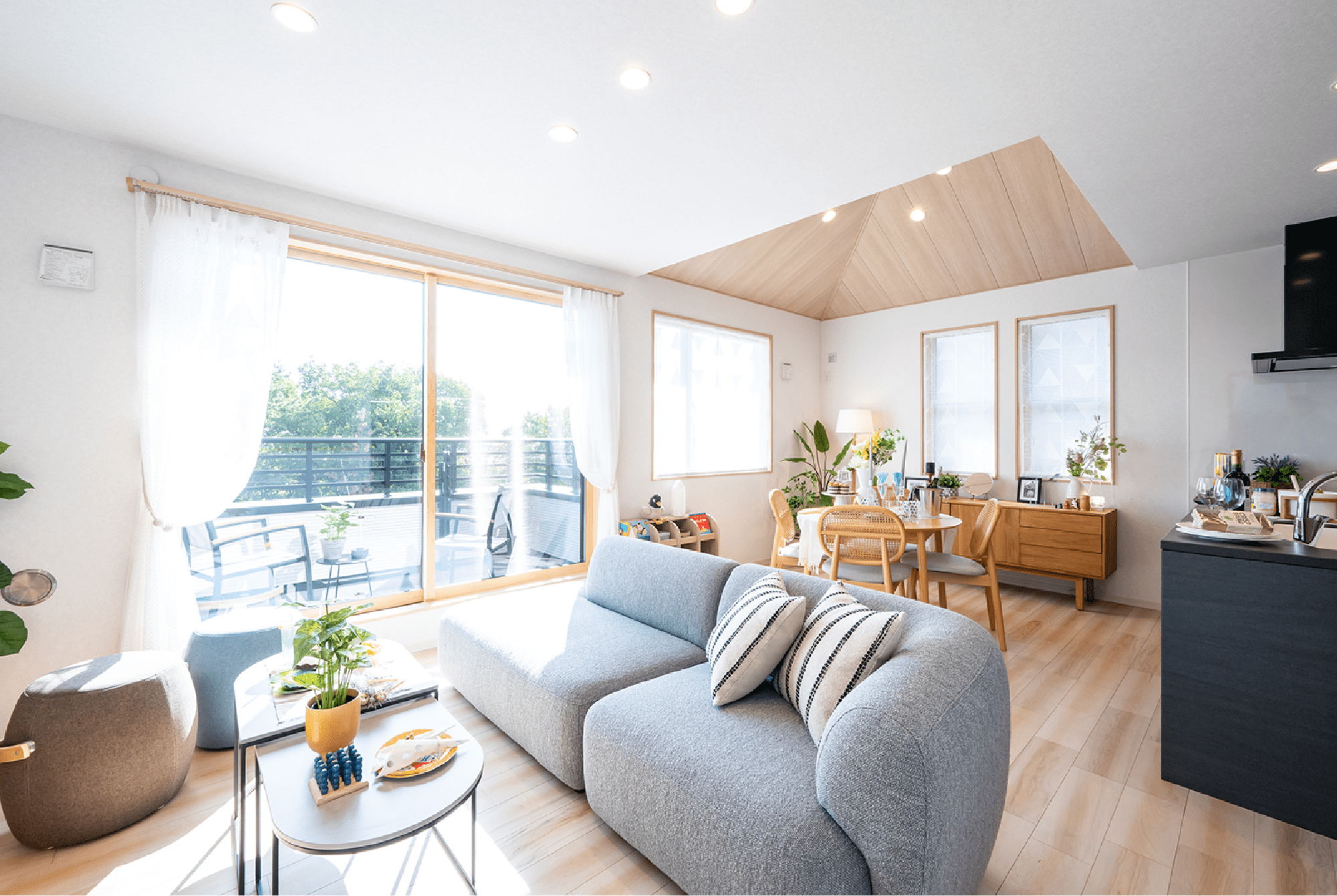 リビング・ダイニング・キッチン［7号棟］