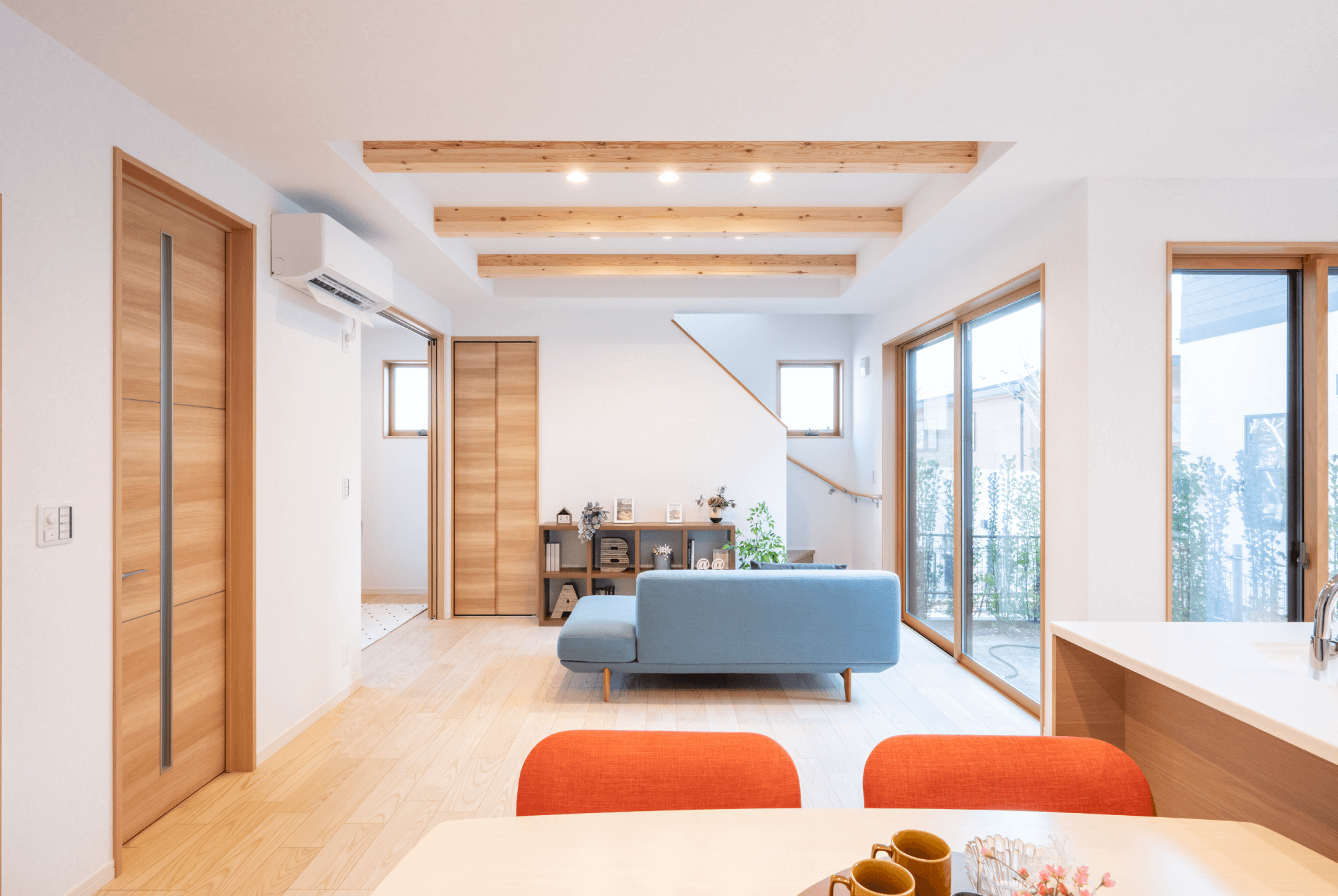 リビング・ダイニング・洋室［8号棟］