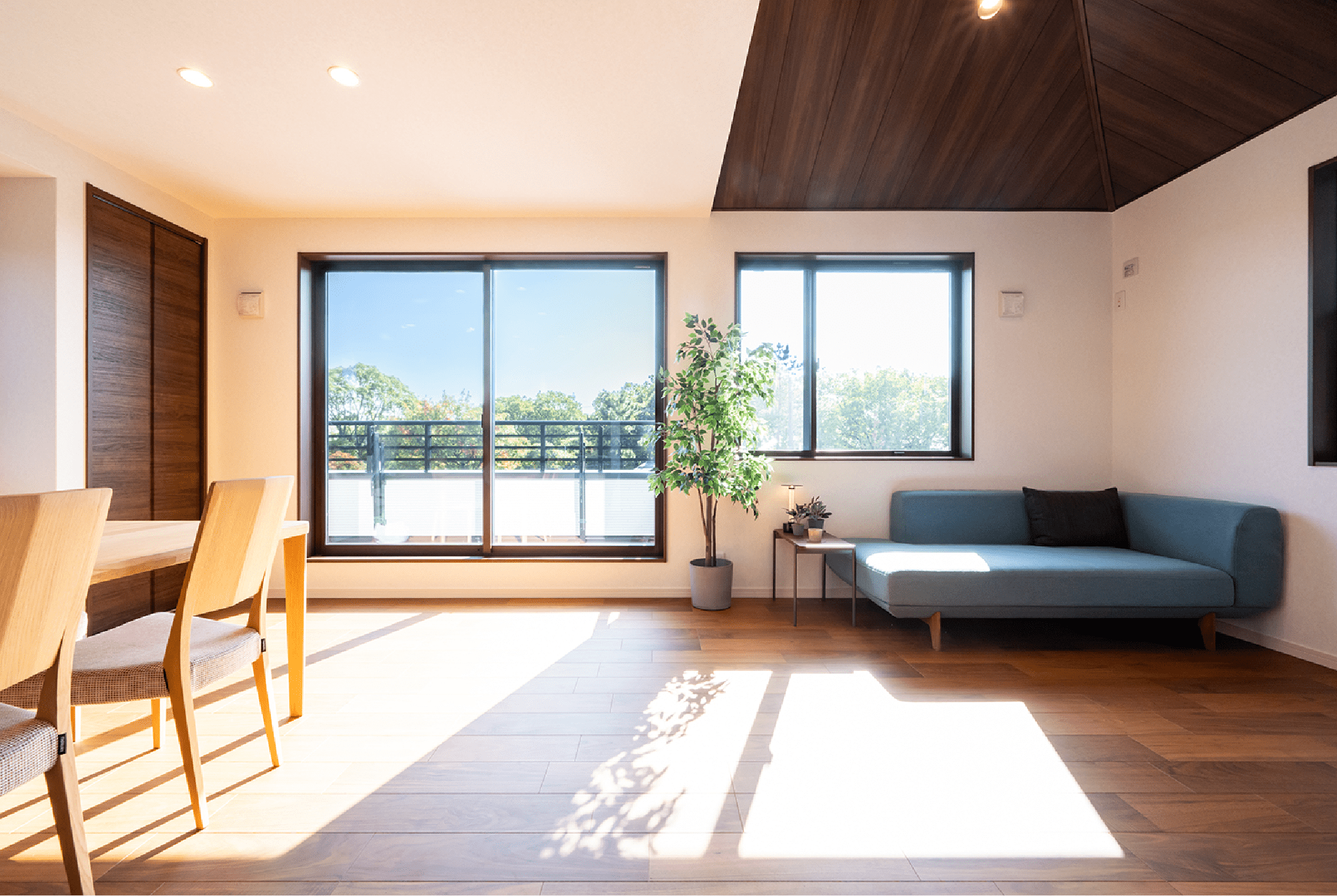 リビング・ダイニング［9号棟］