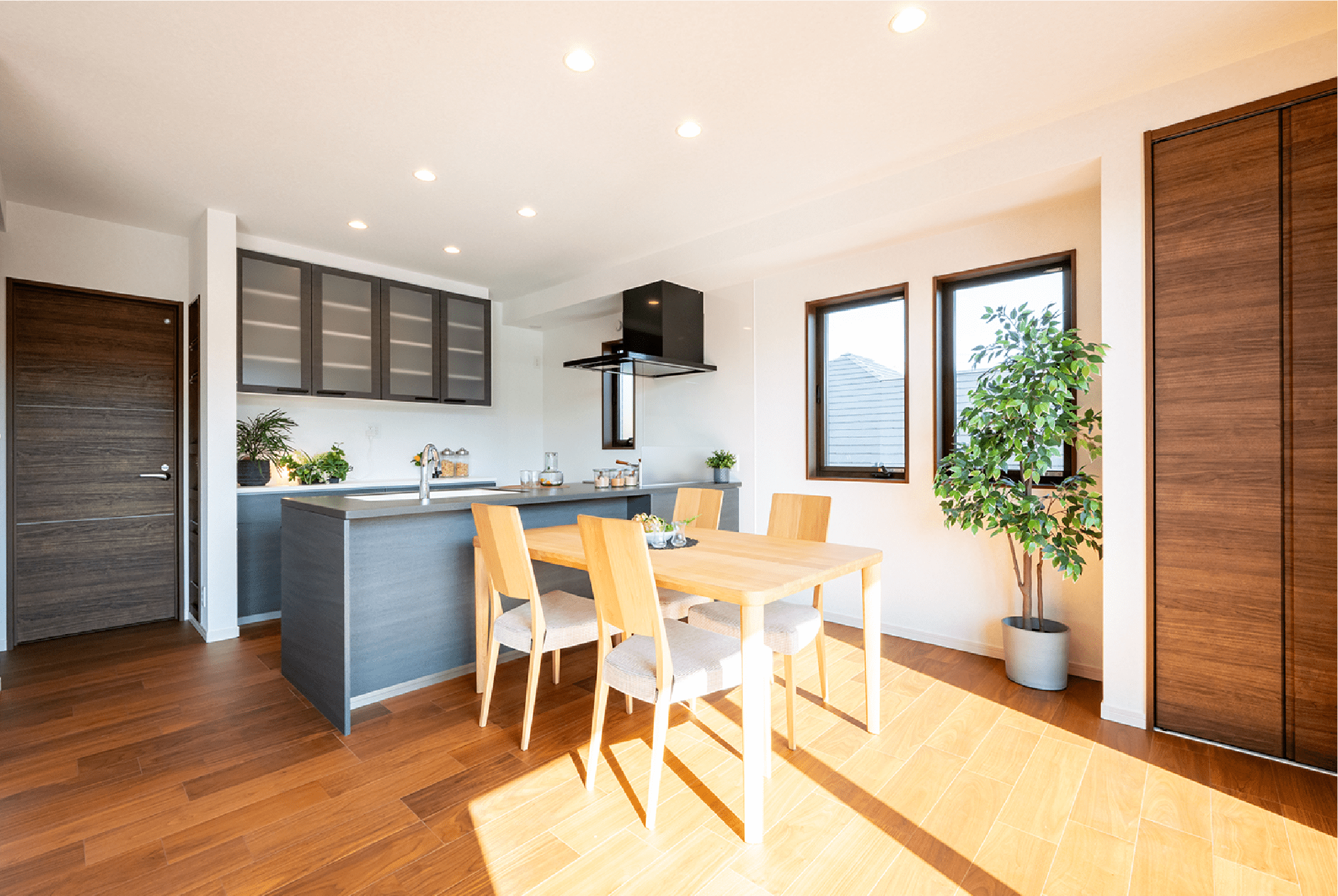 ダイニング・キッチン［9号棟］