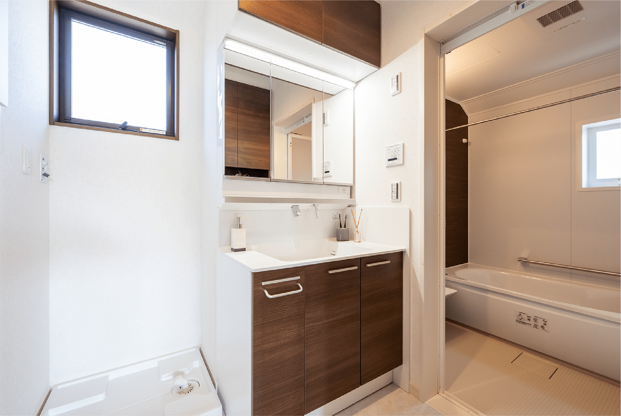 洗面脱衣室・浴室［9号棟］