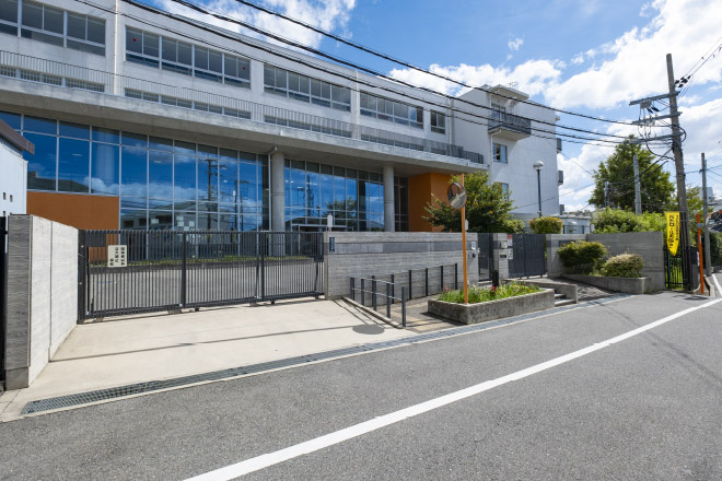 箕面市立第一中学校