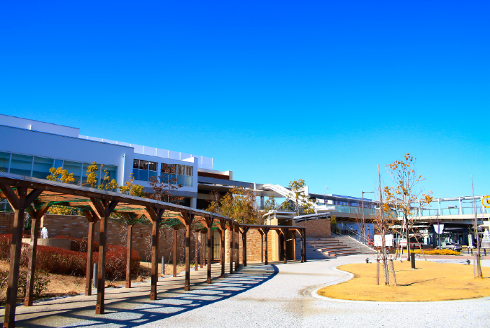 「岡崎」駅へ 直通21分