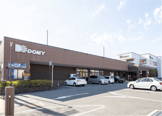ドミー 竜美丘店