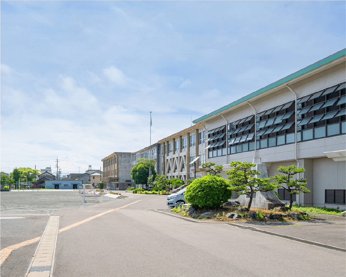 市立 神山小学校