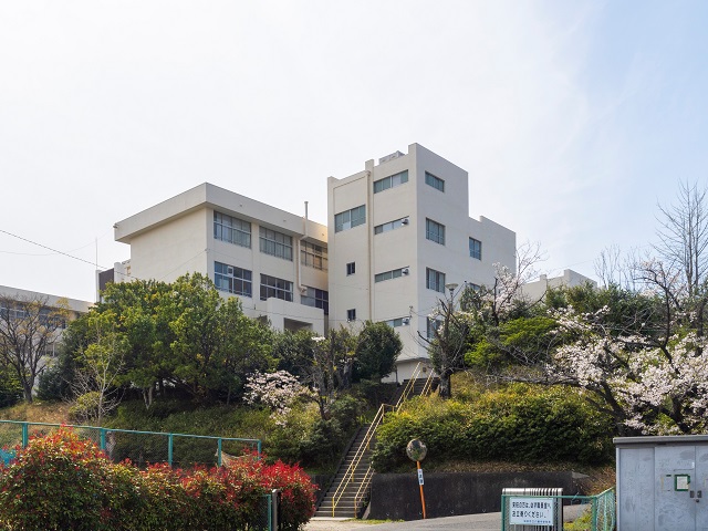 知多市立八幡中学校