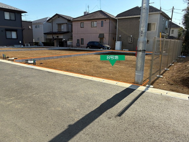 現地 8号地