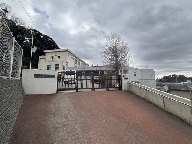 成田高等学校付属小学校