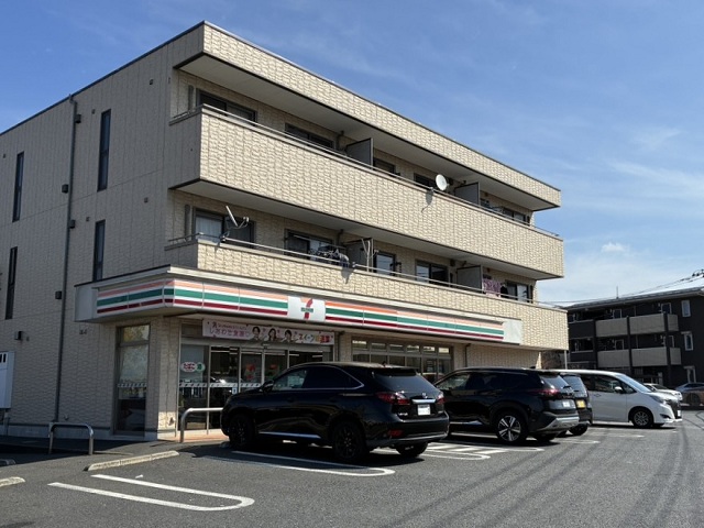 セブンイレブン成田御所の内店