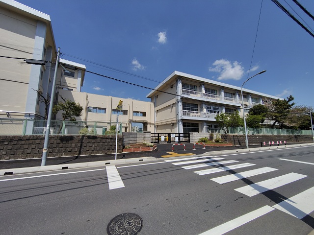 千葉市立幕張中学校