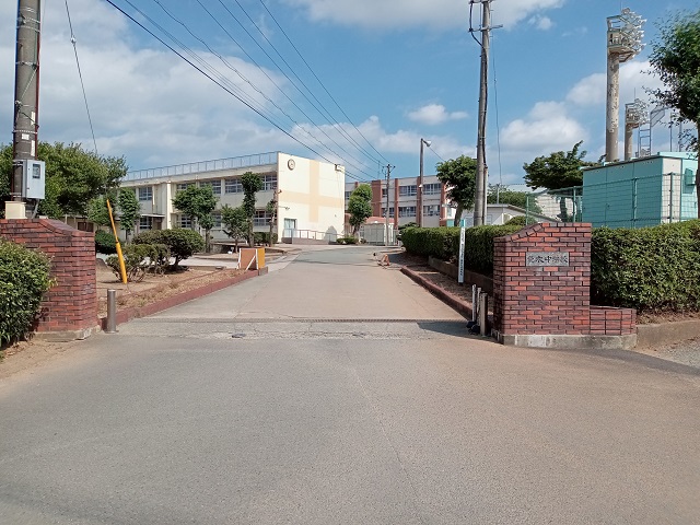 久留米市立荒木中学校