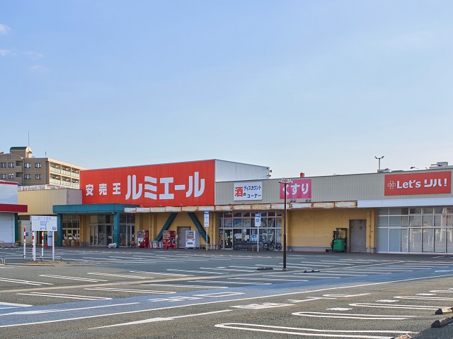 ルミエール福津店