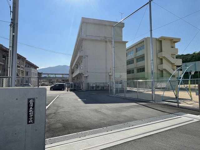 広島市立祇園中学校