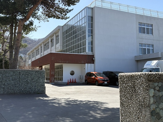 札幌市立宮の森中学校