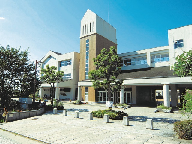 宝塚市立山手台中学校