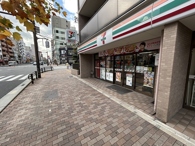 セブンイレブン六甲口店