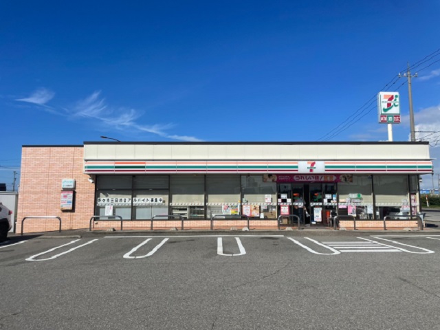 セブン-イレブン 野々市三日市店