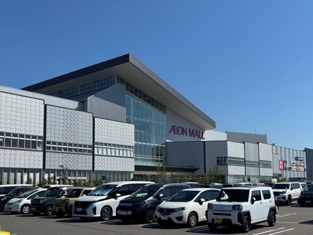イオンモール白山