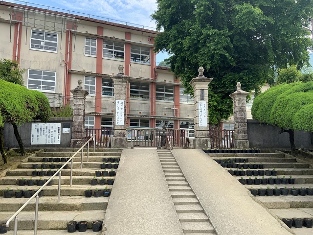 姶良市立重富小学校