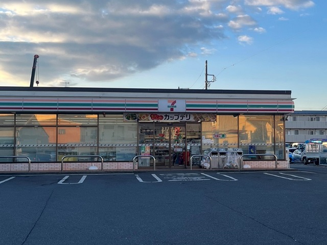 セブンイレブン 相模原あじさい通り店