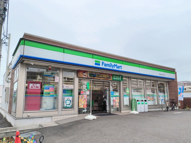 ファミリーマート厚木栄町二丁目店