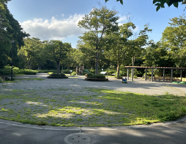鴨志田公園