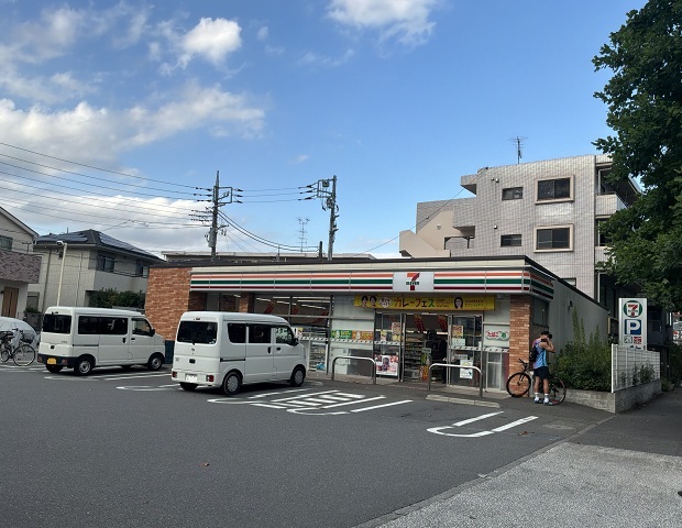セブンイレブン 横浜鴨志田店