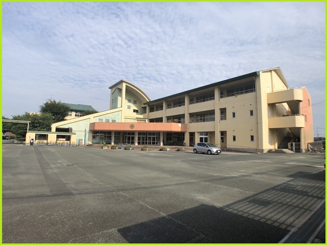 桜木東小学校
