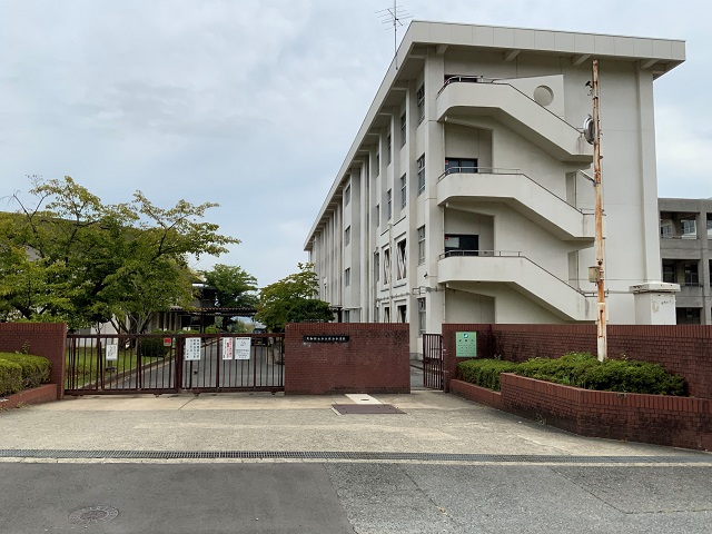 大和郡山市立郡山中学校