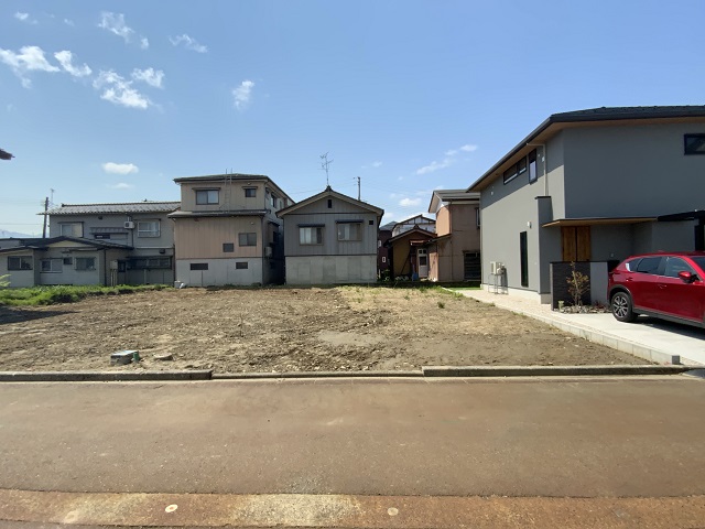 フォレストリータウン長岡長倉　