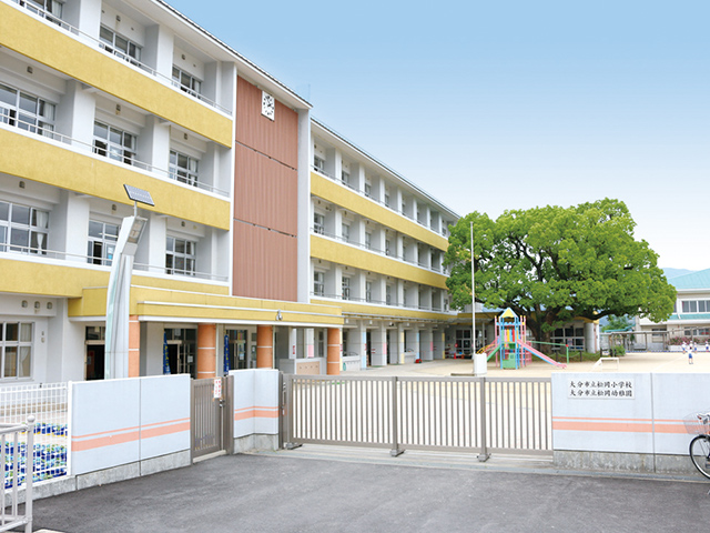 大分市立松岡小学校