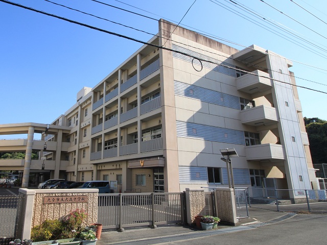 大分市立大在中学校