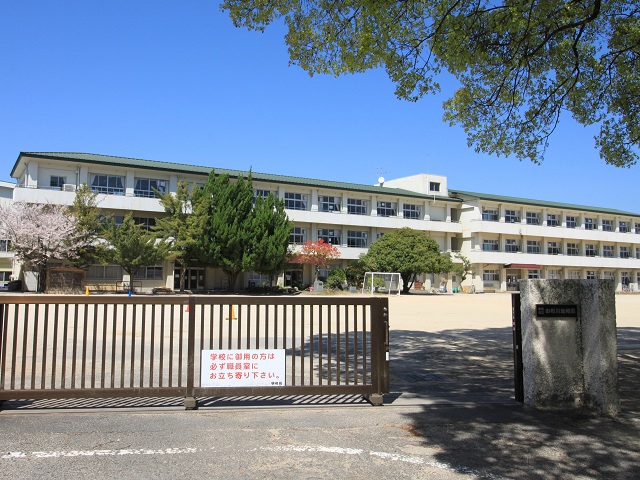 由布市立由布川小学校