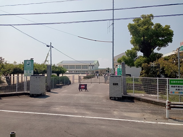 佐賀市立兵庫小学校