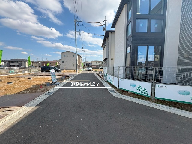 前面道路(2026年4月撮影)