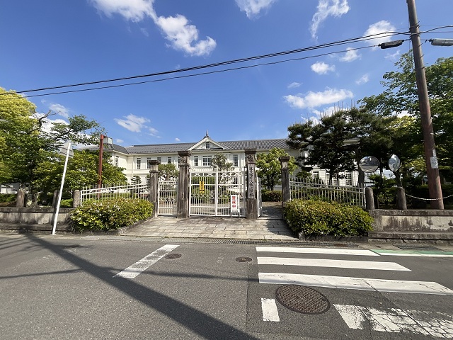 近江八幡市立　八幡小学校