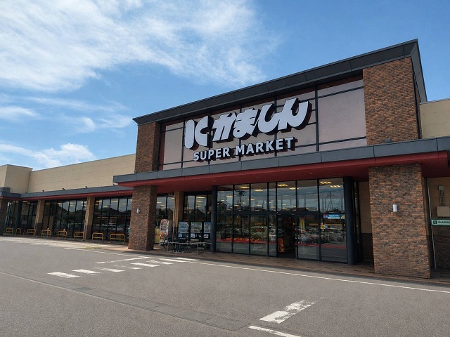 かましん平松本町店