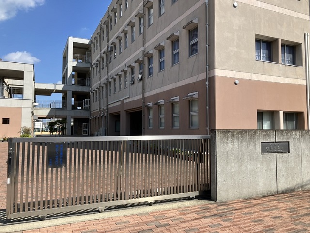 徳島市立徳島中学校