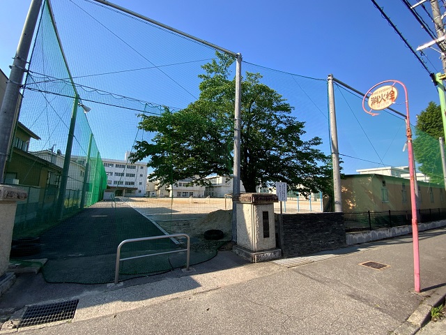 富山市立堀川中学校