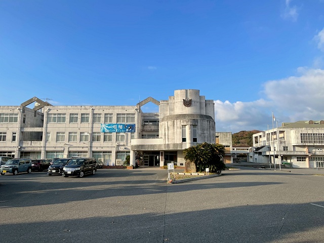 山陽小野田市立高千帆中学校