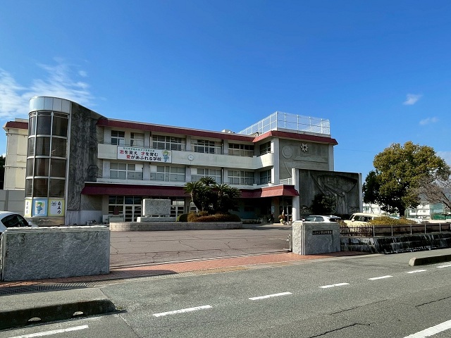 山口市立平川中学校