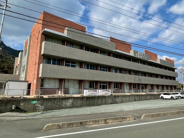 防府市立右田小学校