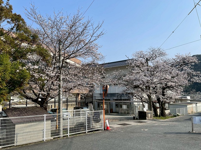 山口市立良城小学校